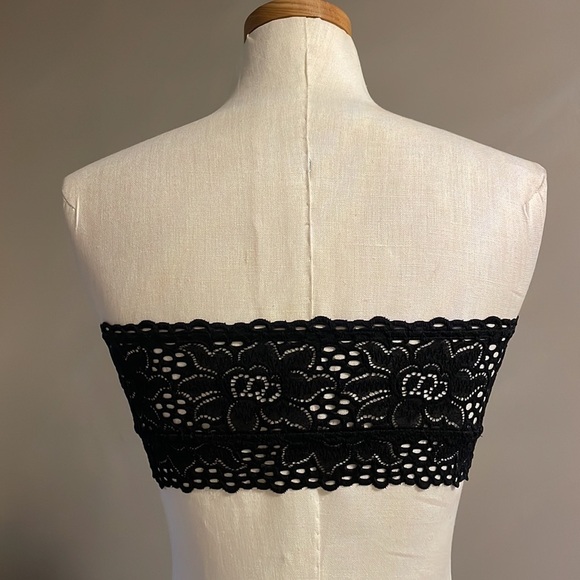 AERIE AE BLACK LACE UNPADDED Strapless BRALETTE Lacey boho festival Size Med - Picture 5 of 13
